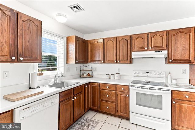 300 DUCK FARM RD, Oxford, PA 19363