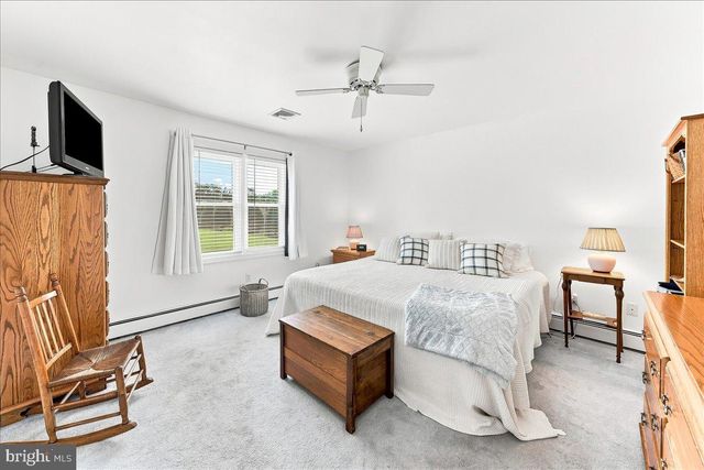 300 DUCK FARM RD, Oxford, PA 19363