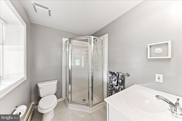 300 DUCK FARM RD, Oxford, PA 19363