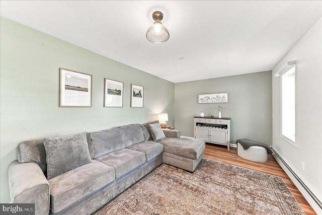 300 DUCK FARM RD, Oxford, PA 19363