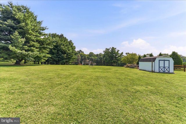 300 DUCK FARM RD, Oxford, PA 19363
