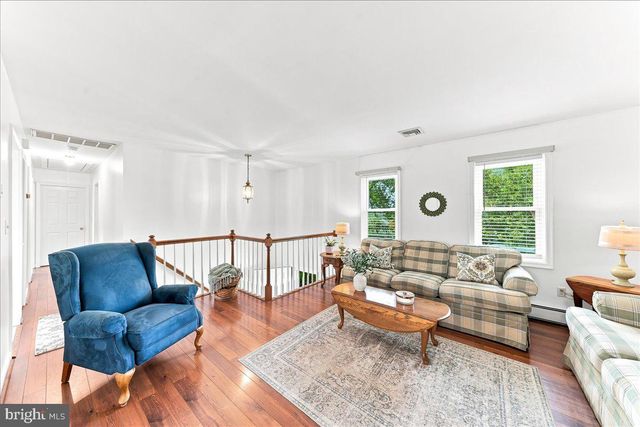 300 DUCK FARM RD, Oxford, PA 19363