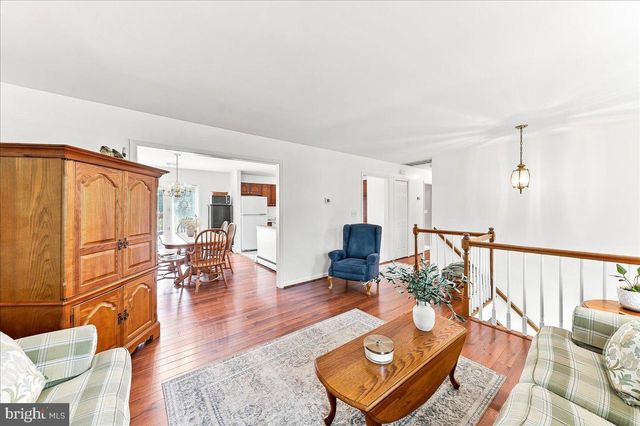 300 DUCK FARM RD, Oxford, PA 19363