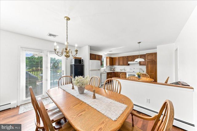 300 DUCK FARM RD, Oxford, PA 19363