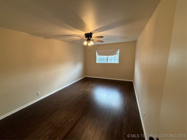 7164 E 53rd Place, Tulsa, OK 74145