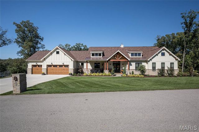 133 Bristol Ridge Drive, Troy, MO 63379