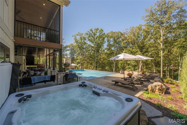 133 Bristol Ridge Drive, Troy, MO 63379
