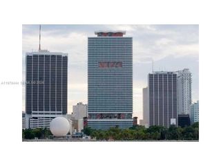 50 Biscayne Blvd 703, Miami, FL 33132