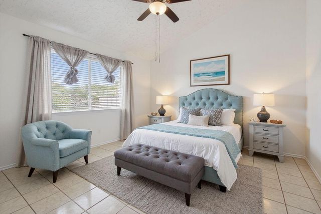 11723 Boxhill Drive, Houston, TX 77066