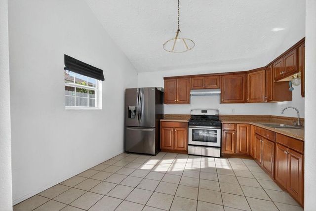 11723 Boxhill Drive, Houston, TX 77066