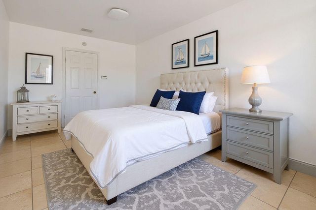 11723 Boxhill Drive, Houston, TX 77066