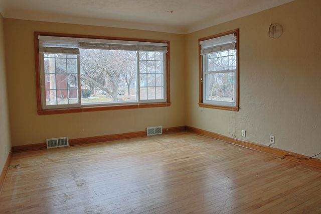 1660 Beech Street, Saint Paul, MN 55106