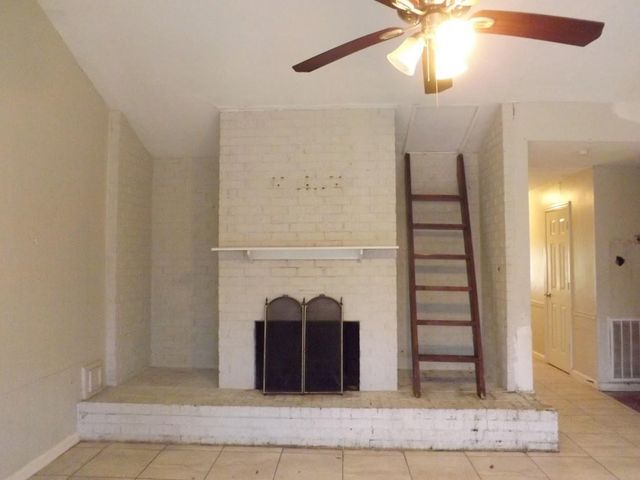 11810 Grapewood Drive, Houston, TX 77089