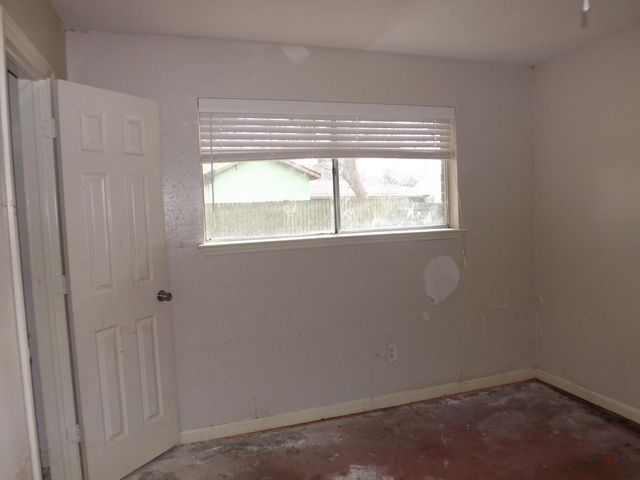 11810 Grapewood Drive, Houston, TX 77089