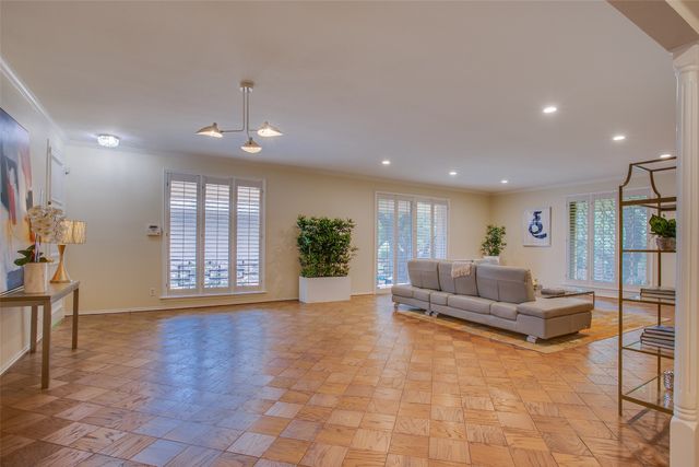 6314 Bandera Avenue C, Dallas, TX 75225