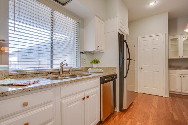 6314 Bandera Avenue C, Dallas, TX 75225