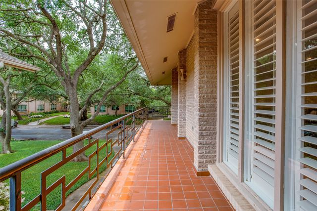 6314 Bandera Avenue C, Dallas, TX 75225