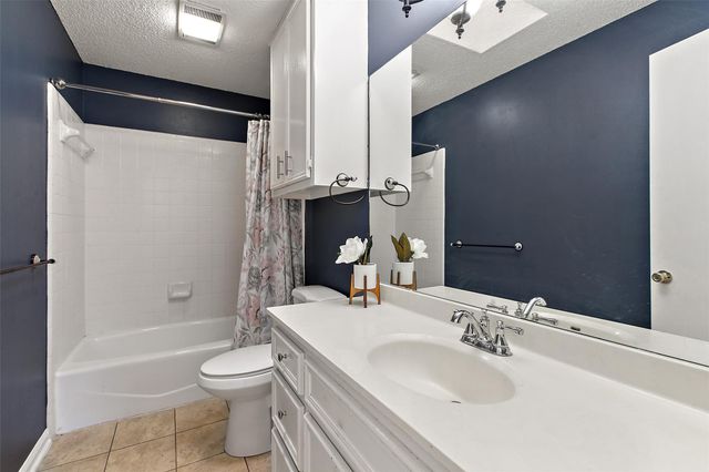 124 Poplar DR, Buda, TX 78610
