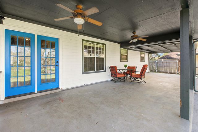 124 Poplar DR, Buda, TX 78610