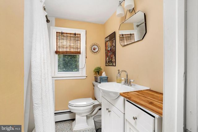 29 MARIO DR, Hamilton, NJ 08690