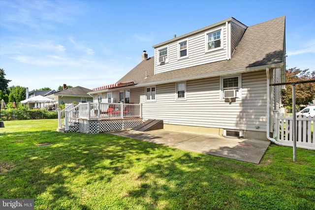 29 MARIO DR, Hamilton, NJ 08690