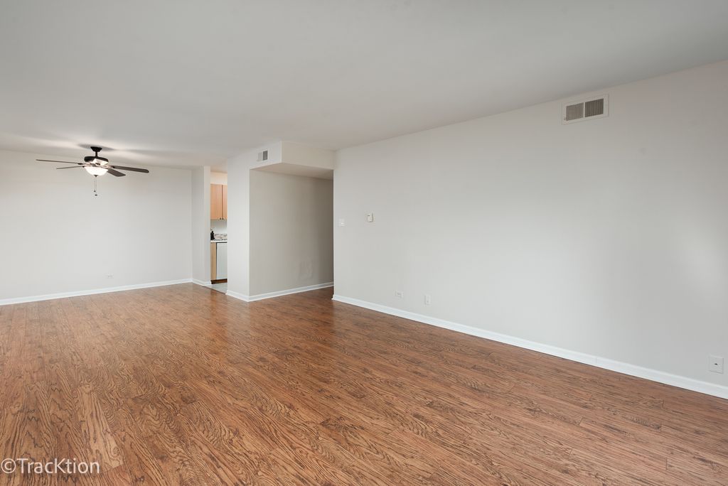 13A Kingery Quarter 203, Willowbrook, IL 60527 — photo 5