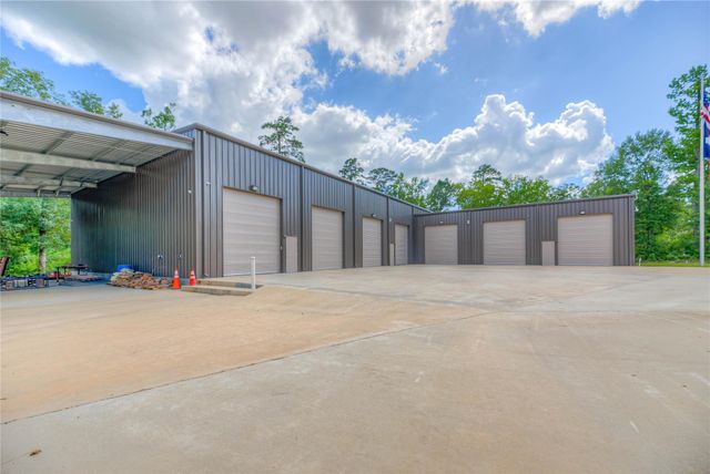 8214 Fm 350 N, Livingston, TX 77351