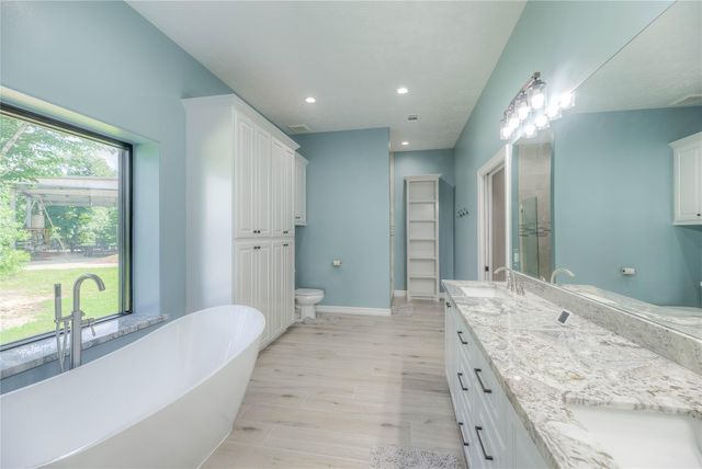 8214 Fm 350 N, Livingston, TX 77351
