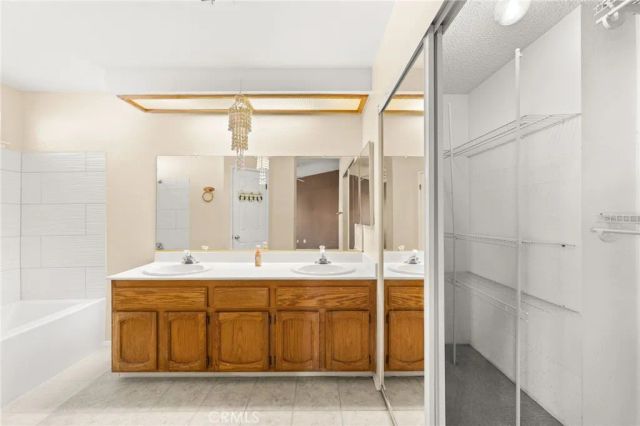 8518 Valley View, Hesperia, CA 92344
