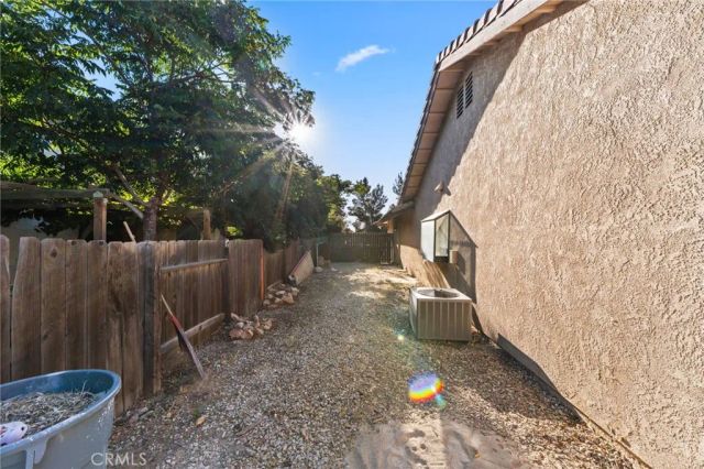 8518 Valley View, Hesperia, CA 92344