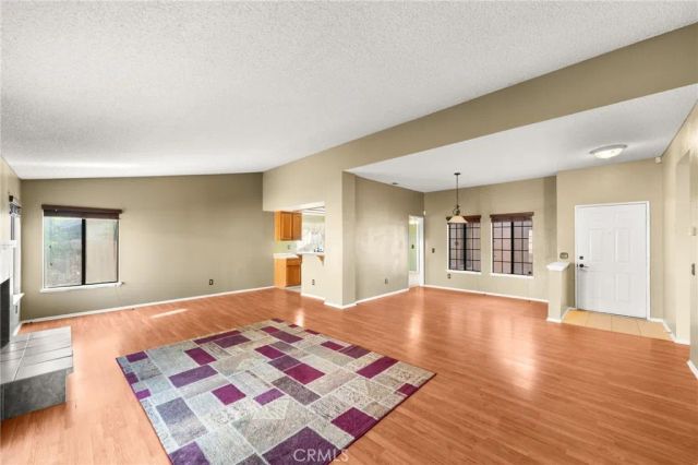 8518 Valley View, Hesperia, CA 92344