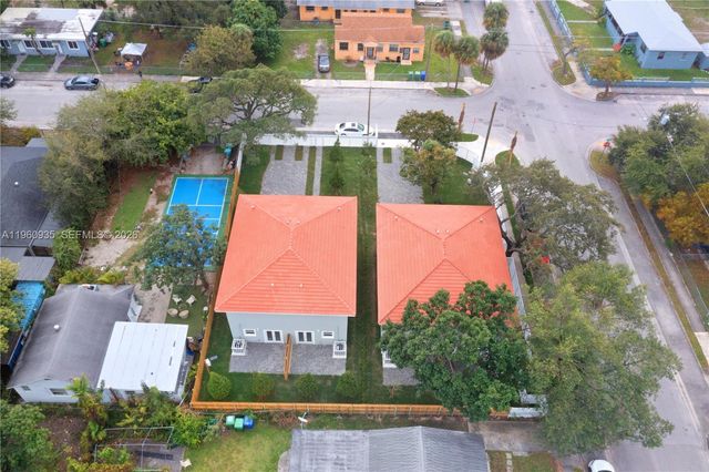 529 NW 56th St, Miami, FL 33127