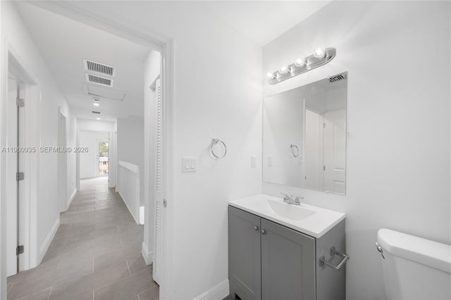 529 NW 56th St, Miami, FL 33127