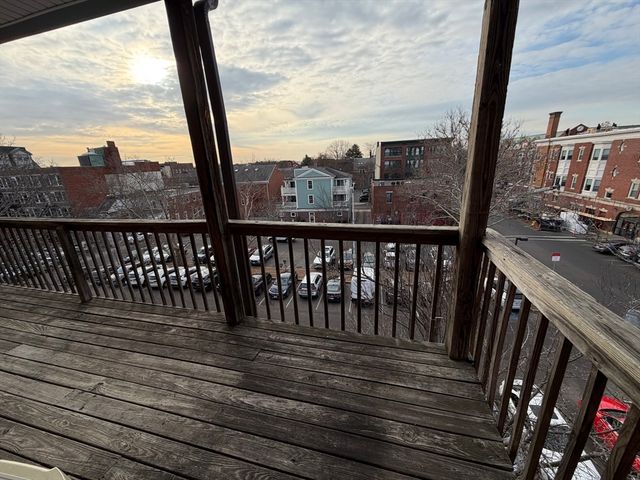 15 Lynde St 33, Salem, MA 01970