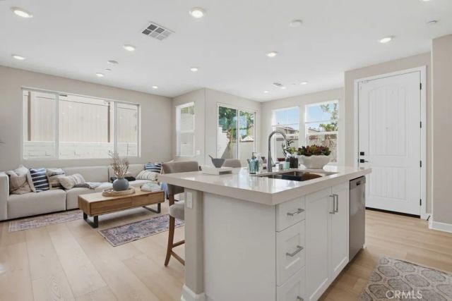 1961 Carol Lee, Escondido, CA 92026