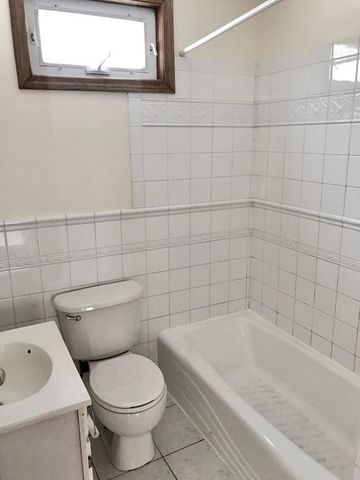 336 Centre Street 2, Boston, MA 02130