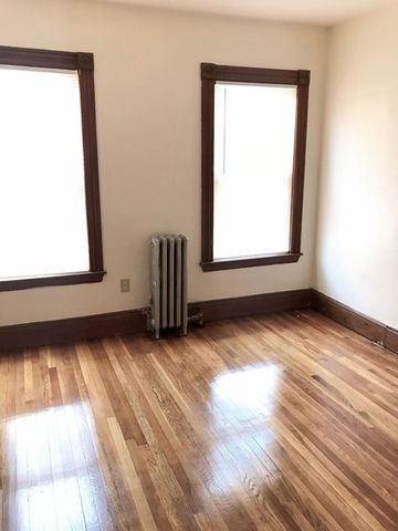 336 Centre Street 2, Boston, MA 02130