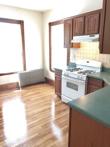 336 Centre Street 2, Boston, MA 02130