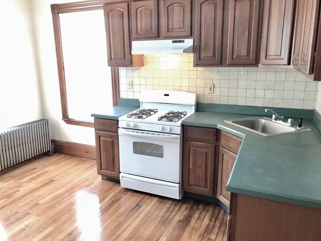 336 Centre Street 2, Boston, MA 02130