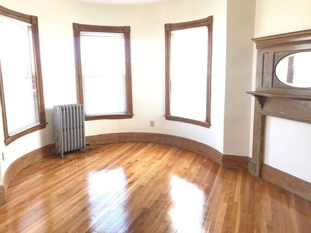 336 Centre Street 2, Boston, MA 02130