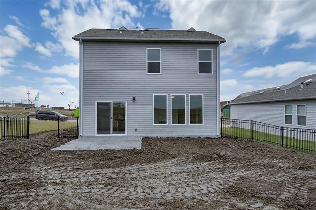 12426 S Redwood Street, Lee's Summit, MO 64086
