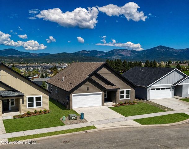 3596 N Blaze LOOP, Post Falls, ID 83854
