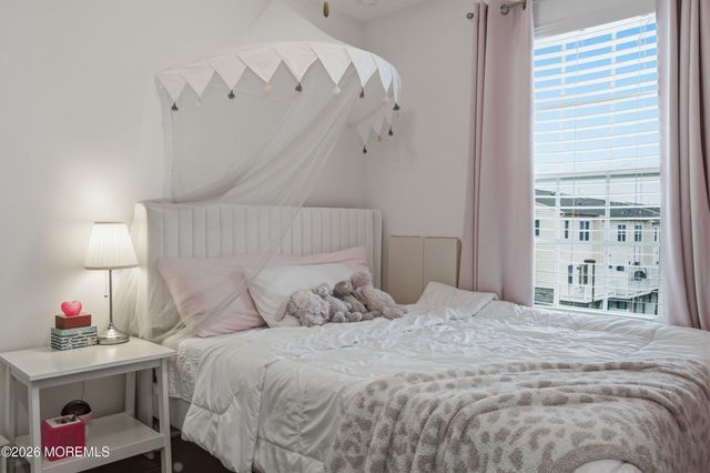 98 Phillip E. Frank Way 98, Cliffwood, NJ 07721