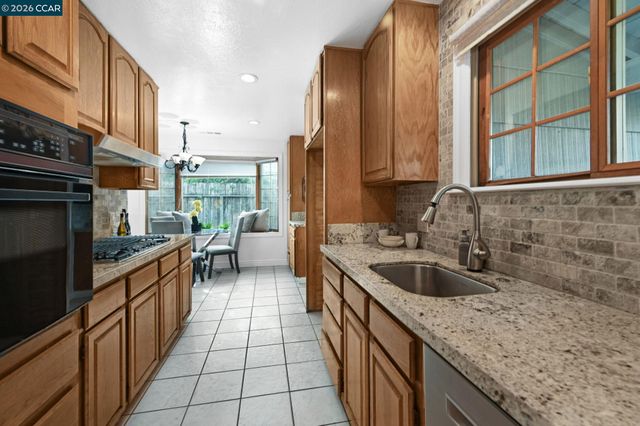 3128 Esperanza Dr., Concord, CA 94519