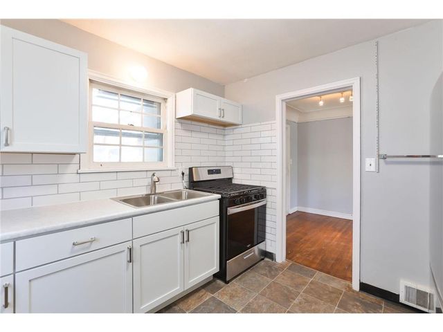 1135 Magnolia Avenue E, Saint Paul, MN 55106