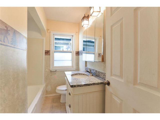 1135 Magnolia Avenue E, Saint Paul, MN 55106
