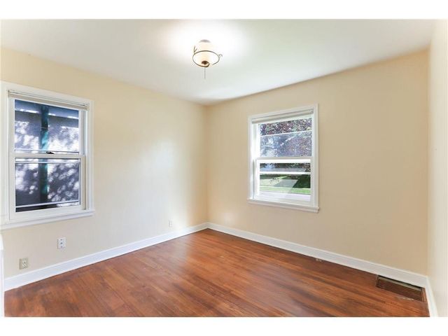 1135 Magnolia Avenue E, Saint Paul, MN 55106