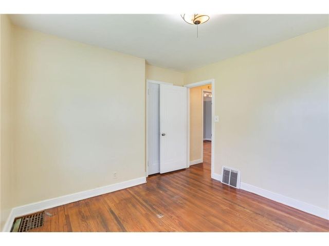 1135 Magnolia Avenue E, Saint Paul, MN 55106