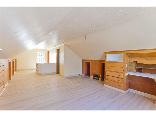 1135 Magnolia Avenue E, Saint Paul, MN 55106
