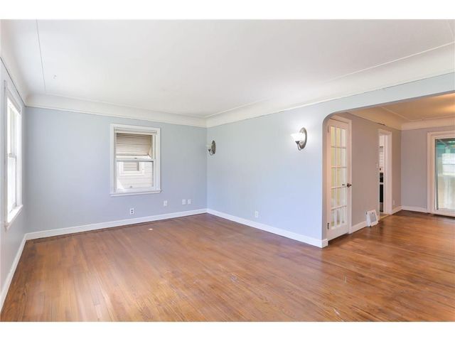 1135 Magnolia Avenue E, Saint Paul, MN 55106